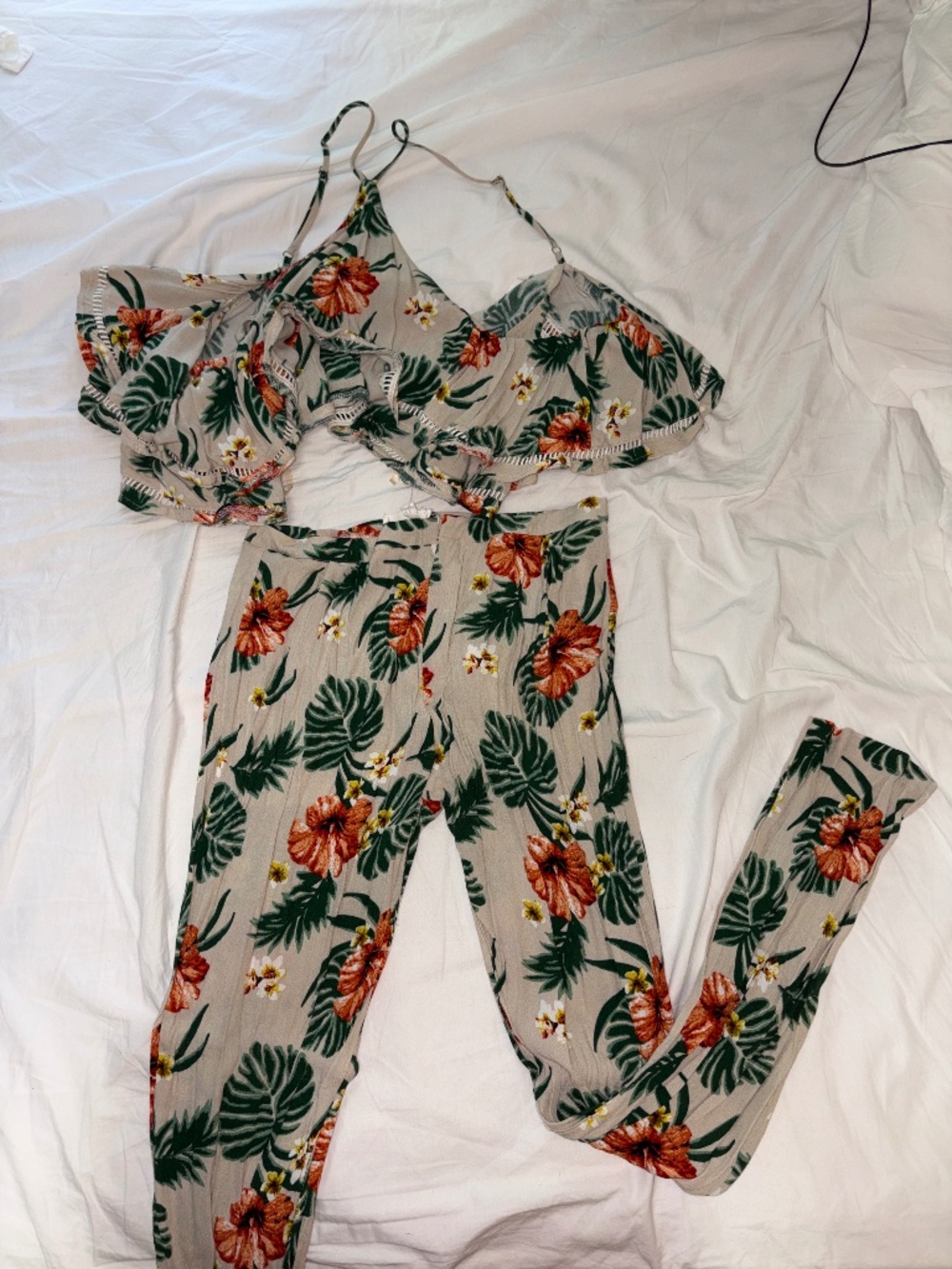 NWOT matching two piece floral set